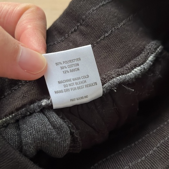 NWOT Feat Women's BlanketBlend Fuzzy Shorts Gray Black Waistband Drawstring XS - Picture 7 of 8